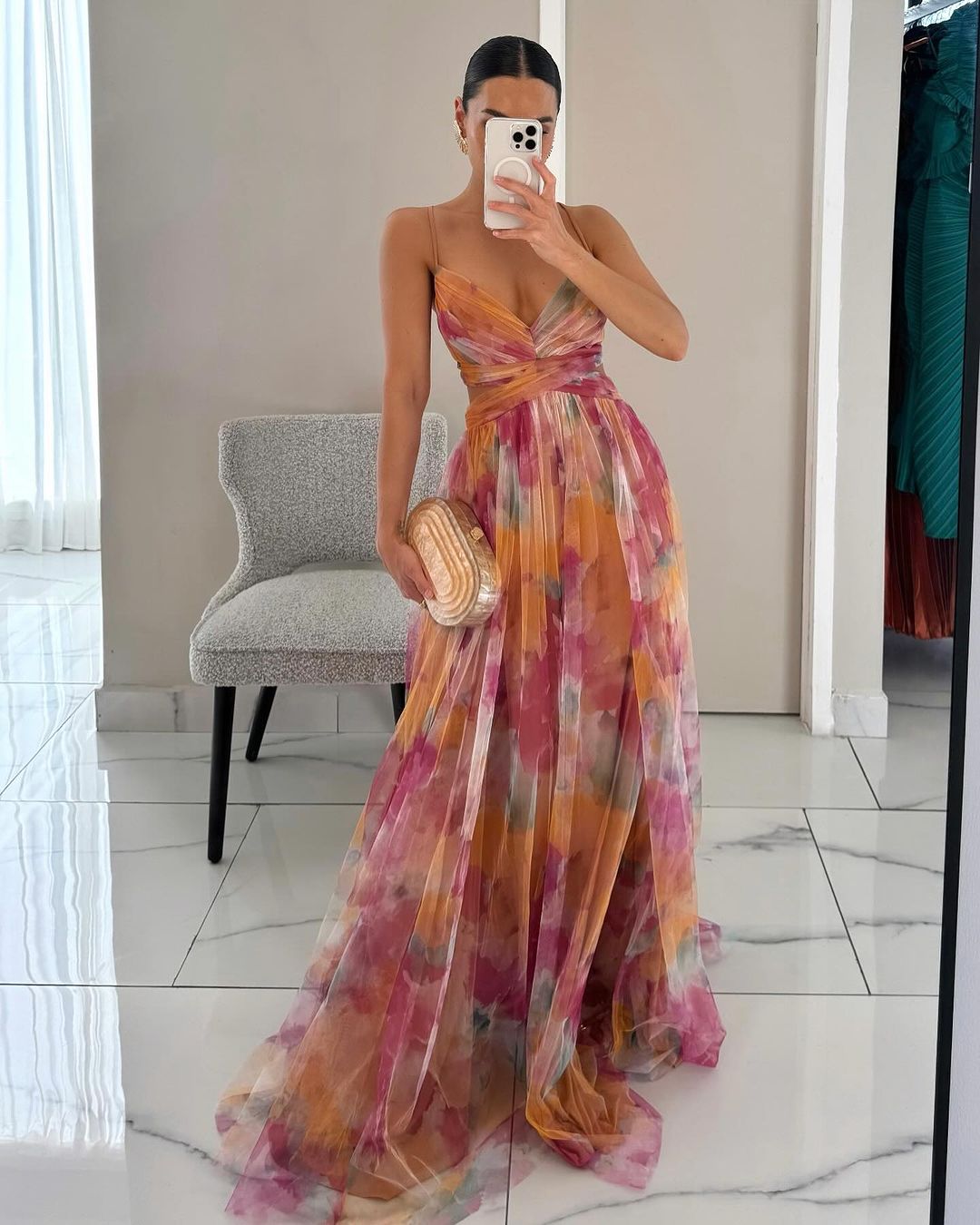 Giselle - Maxi dress with charming floral print