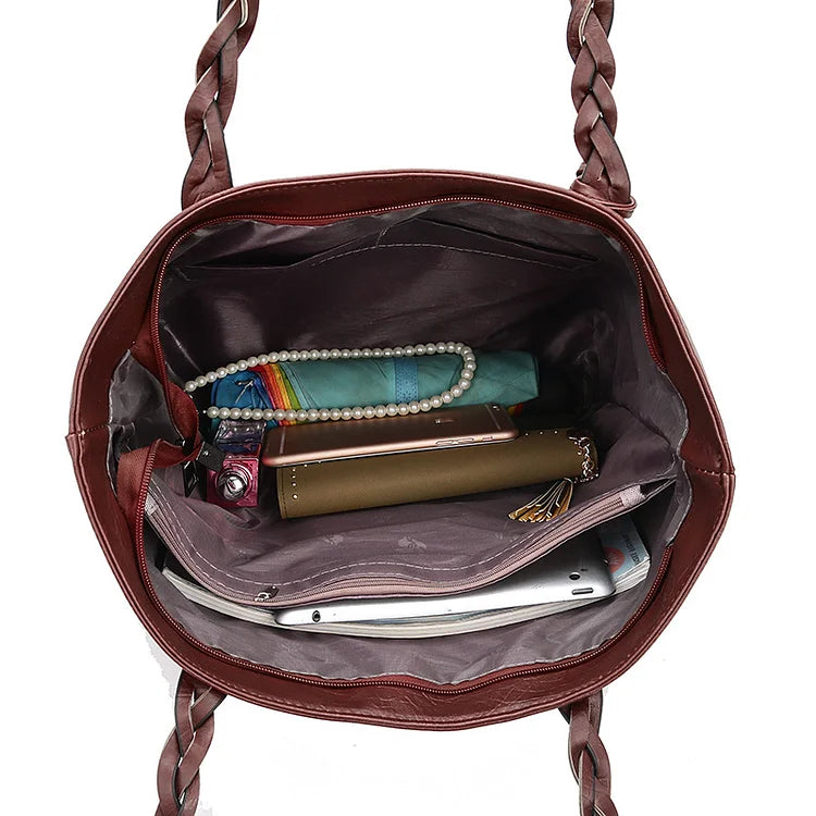 Gertraud - Simple and Customized Crossbody Bag with Large Capacity