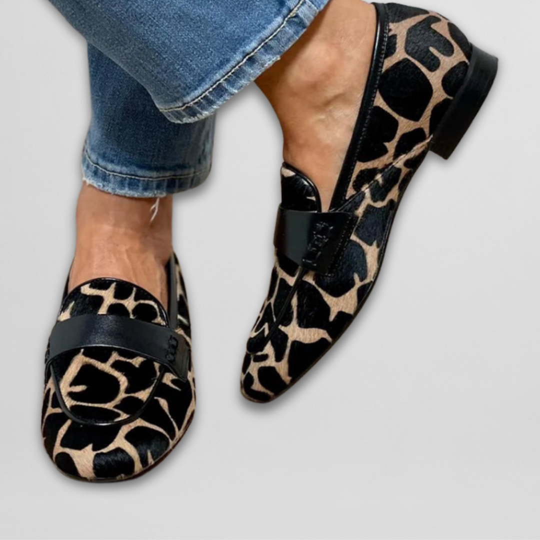 Priszilla | Animal Print Moccasin