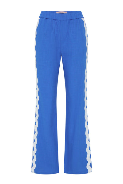 Tash – Embroidered Set with Raised Waves