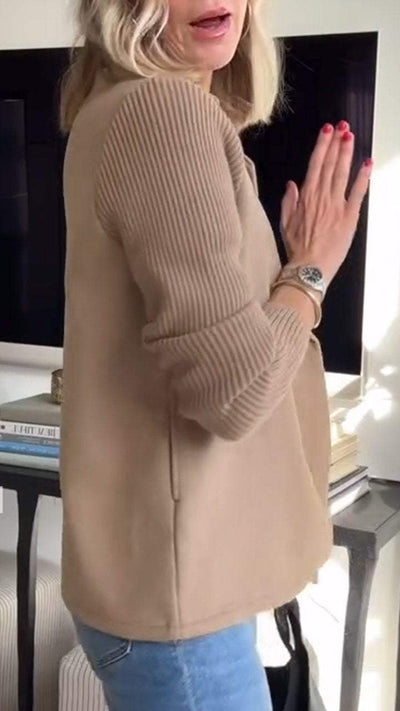 Amora - Elegant Jacket with Knitted Sleeves