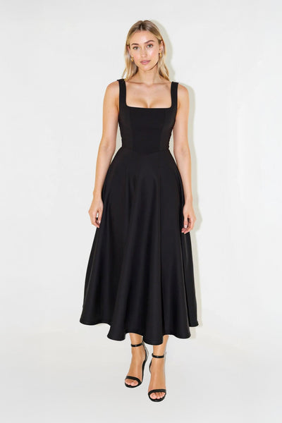 NOMI™ | Midi dress with square neckline