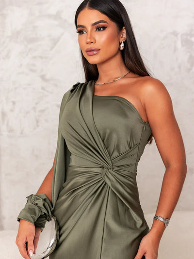 Anna™ - Elegant Silhouette Dress